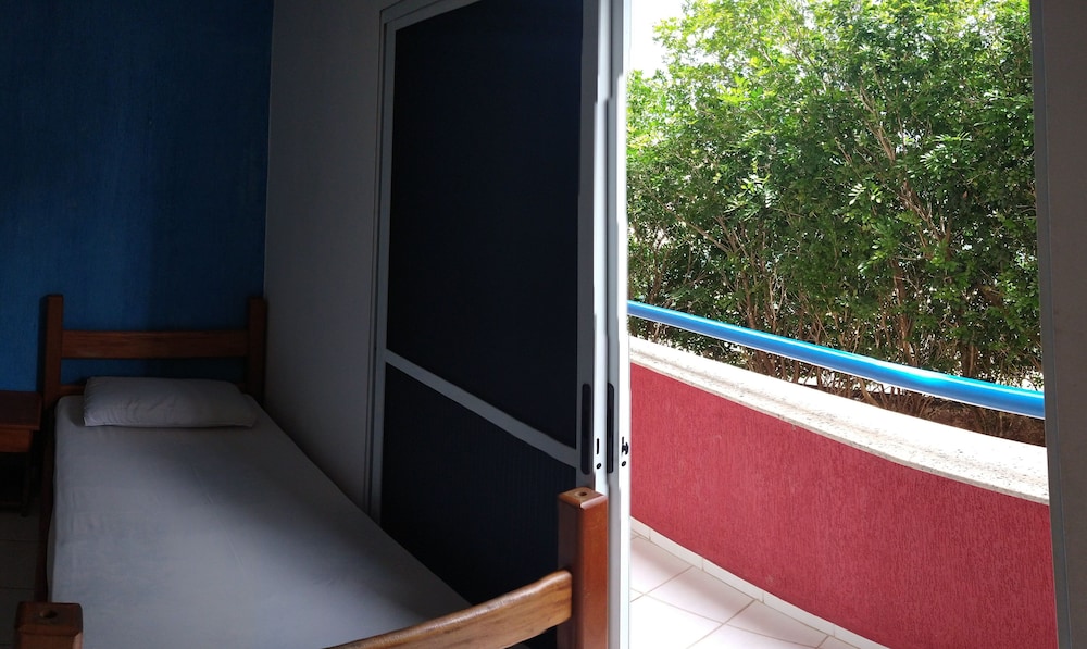 HOTEL CLUBE AZUL DO MAR 5/50