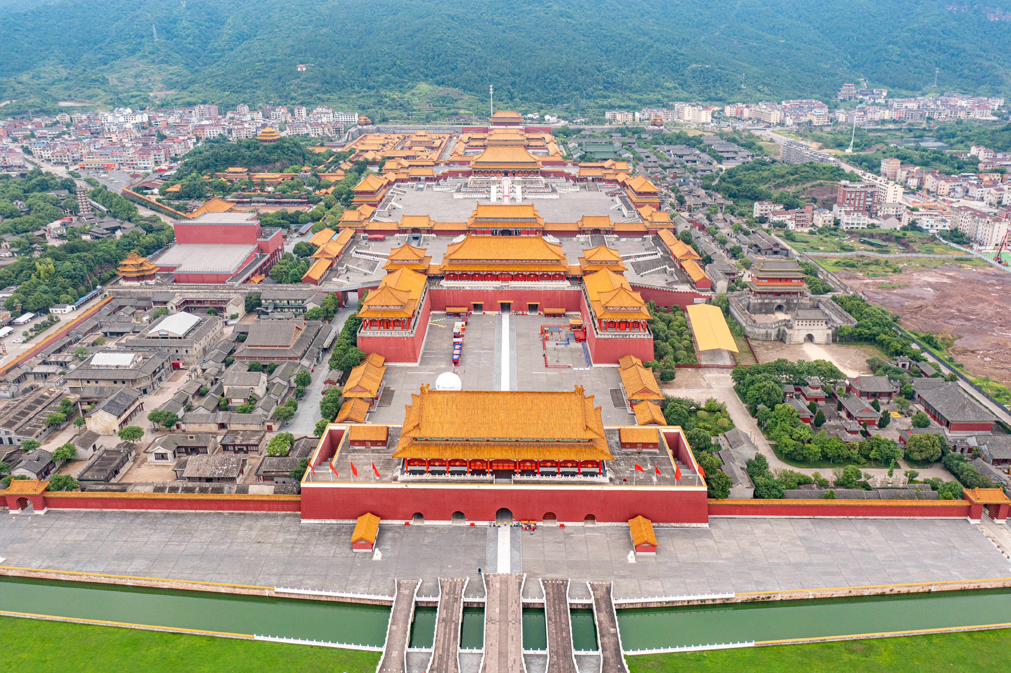 HOLIDAY INN EXPRESS Dongyang Hengdian 4/52