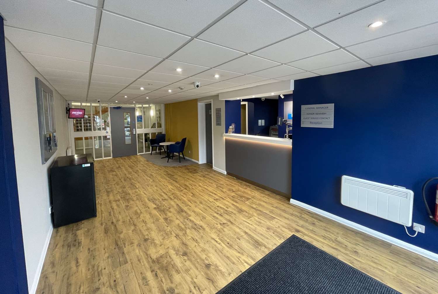 Days Inn by Wyndham Sedgemoor M5 2/12