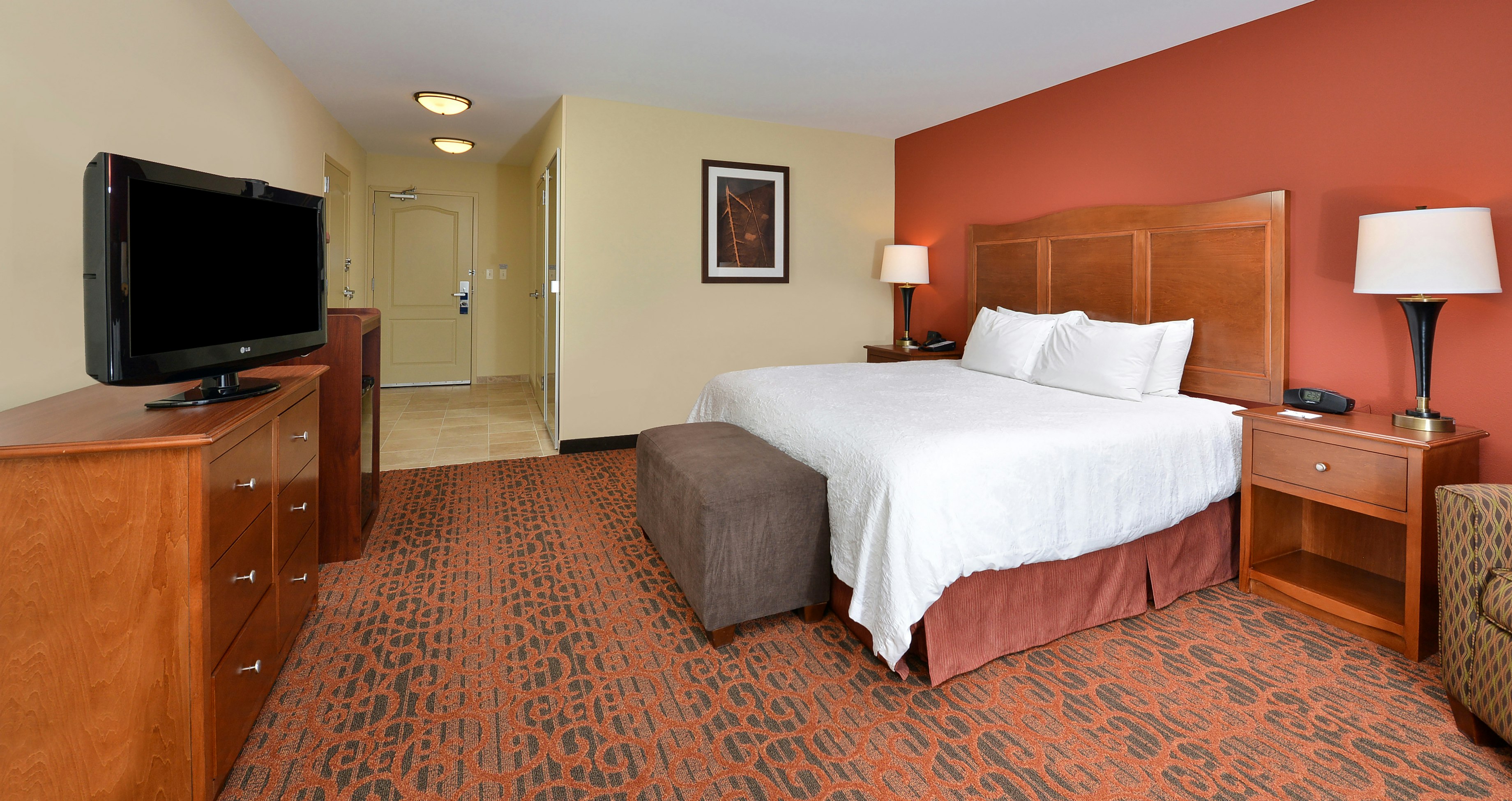 غرفة بسرير كينج لذوي الإعاقة، Hampton Inn Ottumwa 2/3
