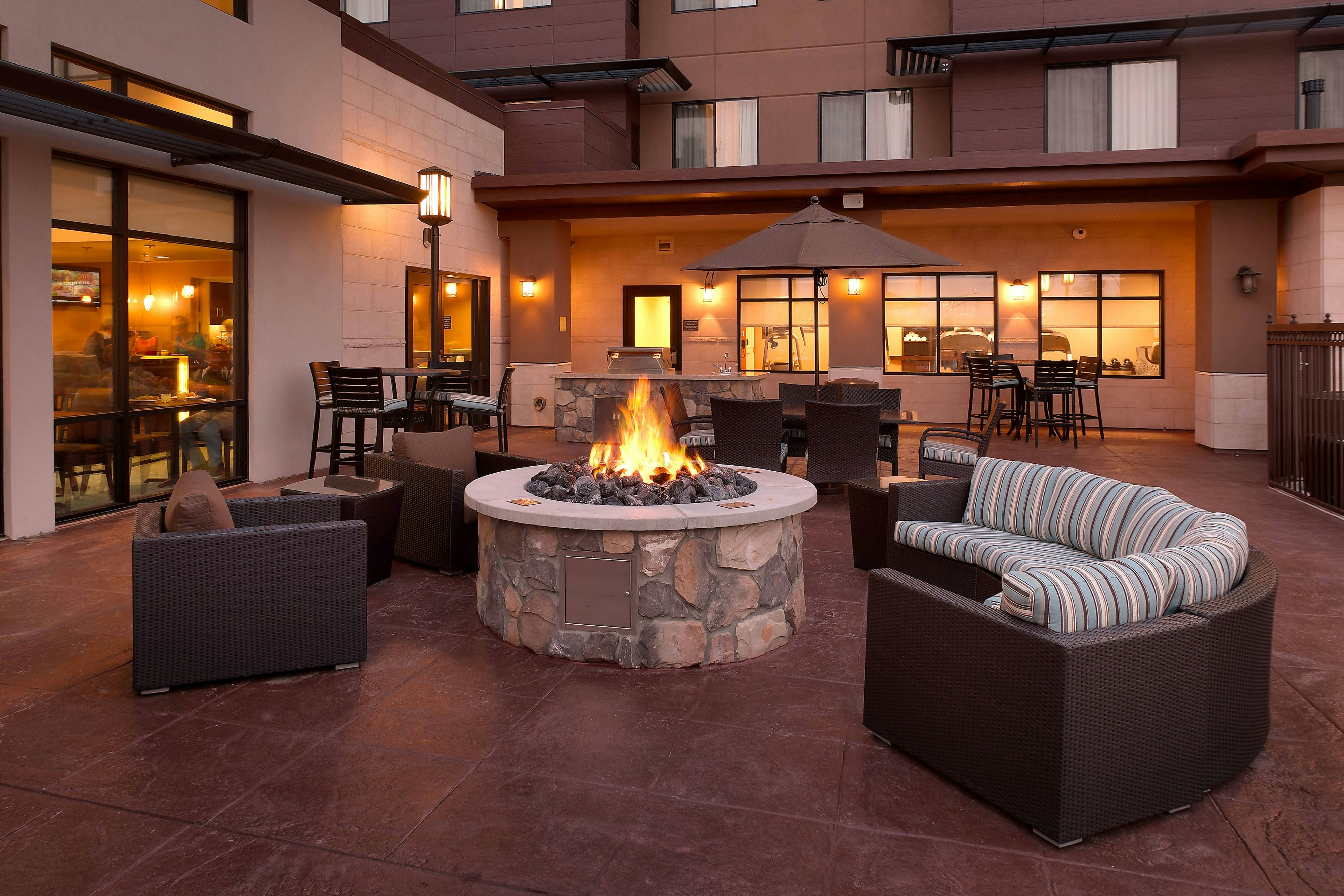 Residence Inn Phoenix Gilbert 2/6