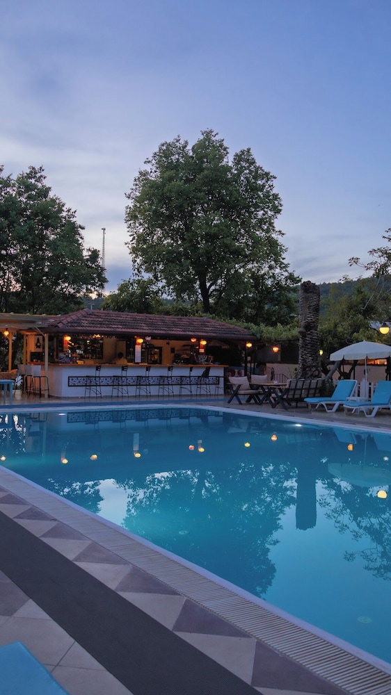 Yakamoz Hotel 25/44