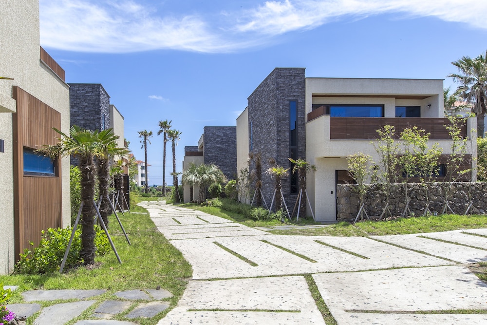 Leeum Island Spa & Pool Villa 45/50