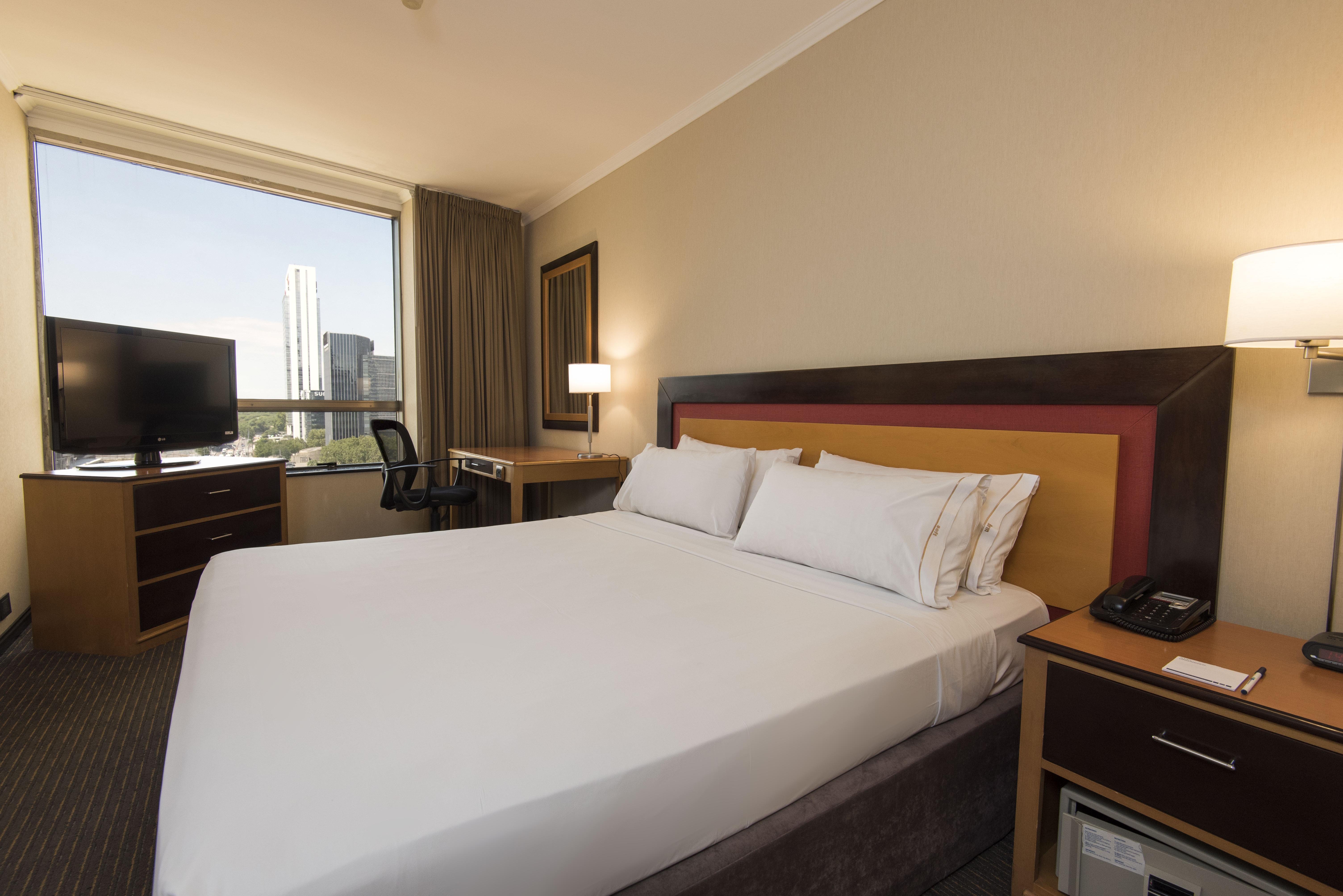 Holiday Inn Express Puerto Madero 10/38