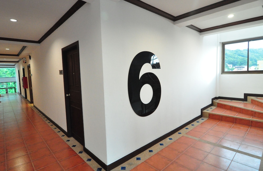 Forty Winks Phuket photo3