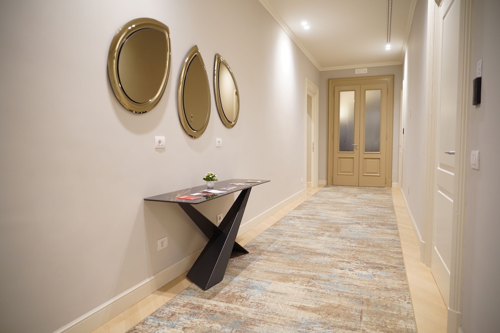 Bergamo Inn 43 22/31