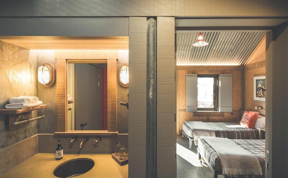 The Headwaters Eco Lodge 49/49