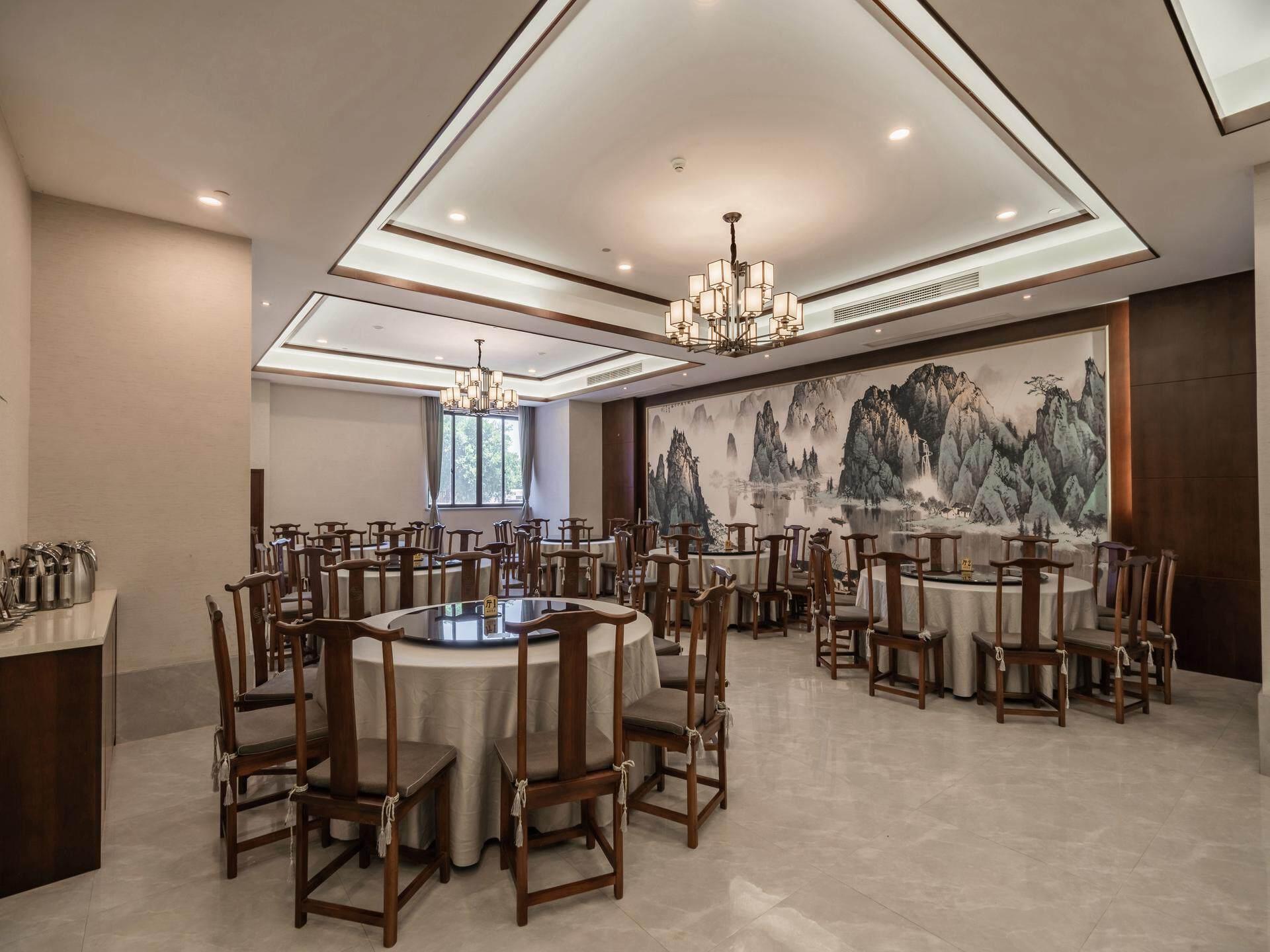 Vienna International Hotel (Wenzhou Airport) 26/31