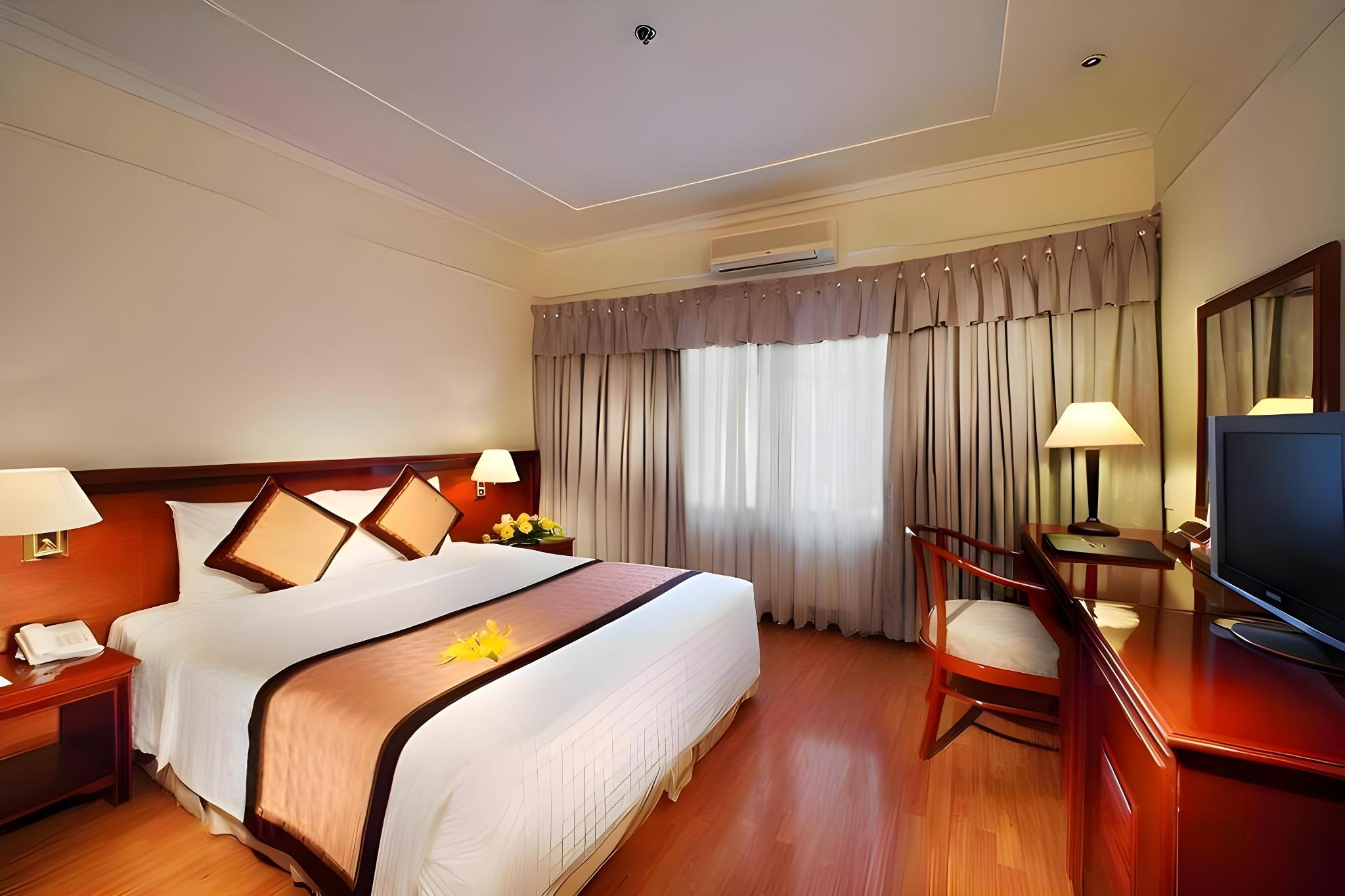 Superior, King Bed