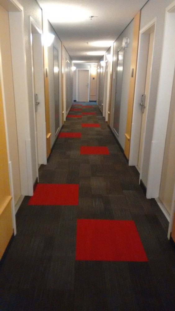 Ibis Joinville 7/58