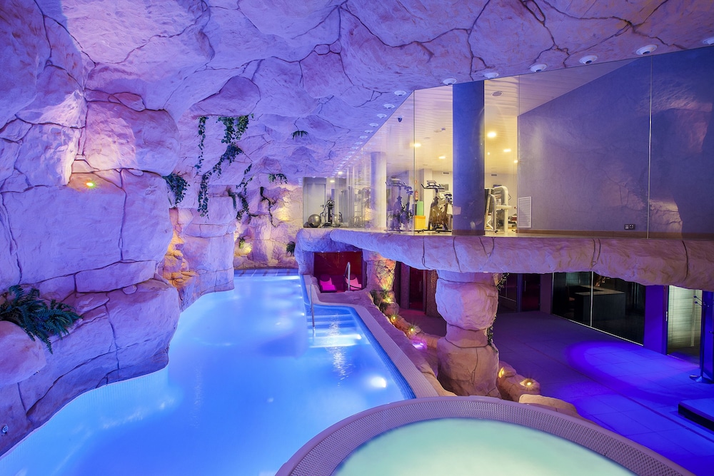 Beverly Park Hotel Spa 34/66