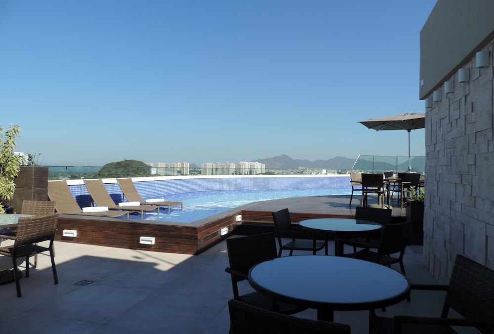Americas Barra Hotel 52/61