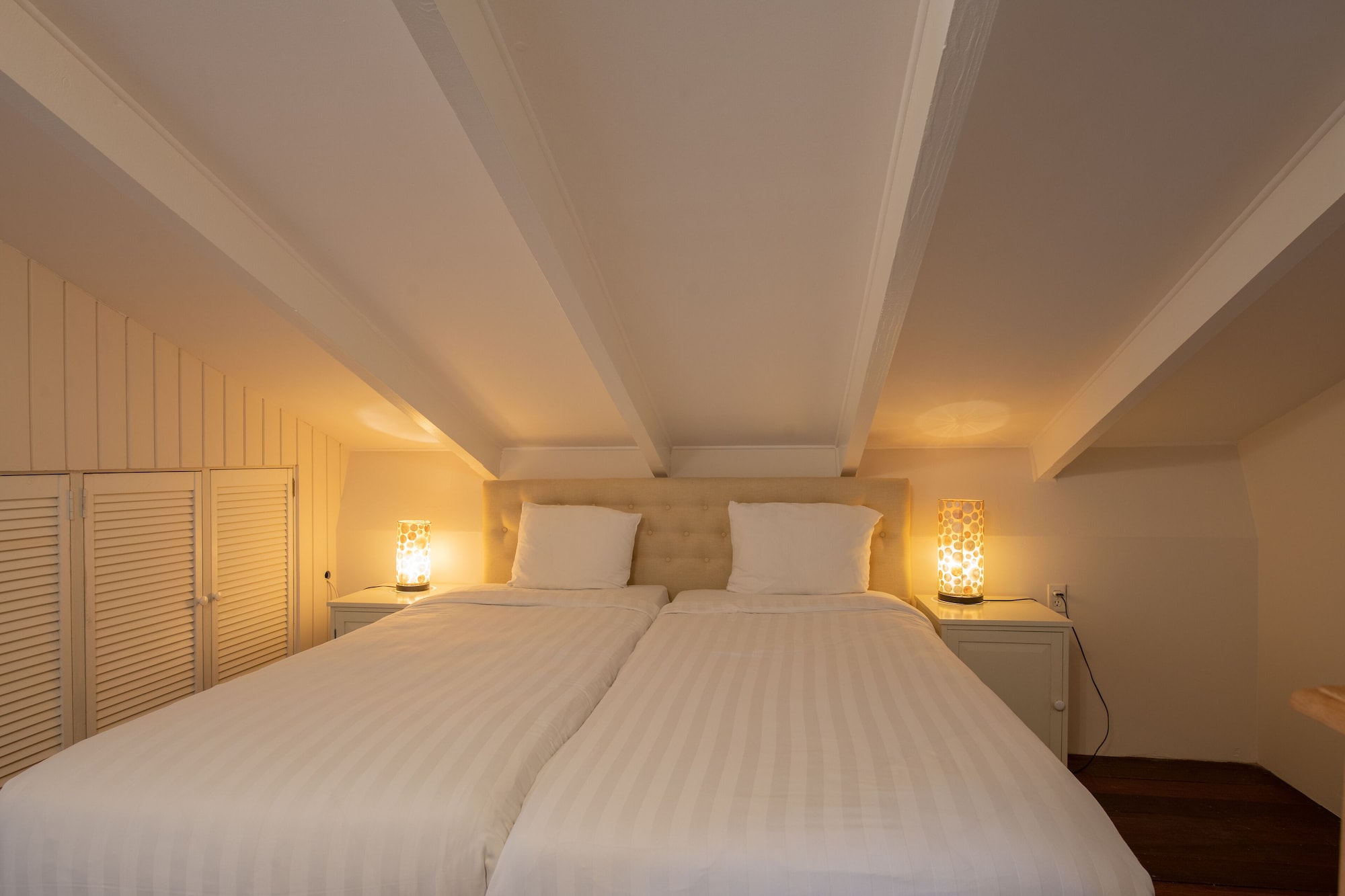 3 Bedrooms, Luxury, Penthouse, King and Queen and Twin Beds, Ocean Front, Sunrise View