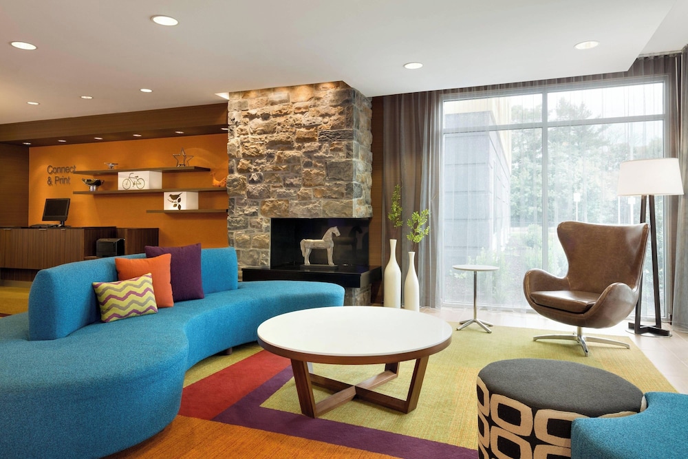 Fairfield Inn And Suites By Marriott Lancaster East At the Outlets 10/20
