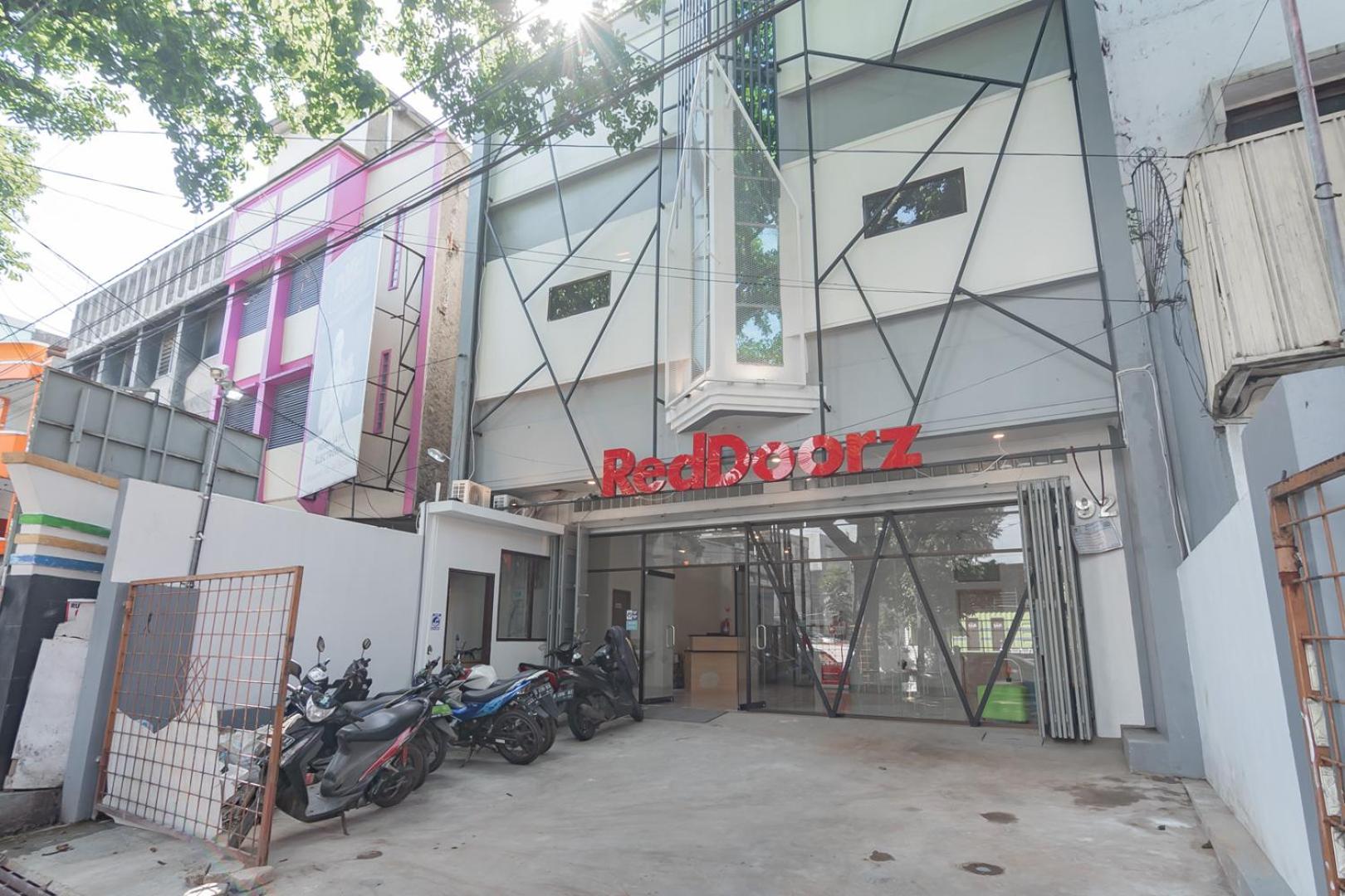 Sans Stay Karapitan Street 50/57