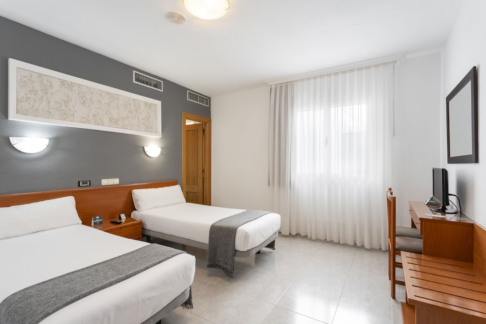 Hotel Maria de Molina 20/50
