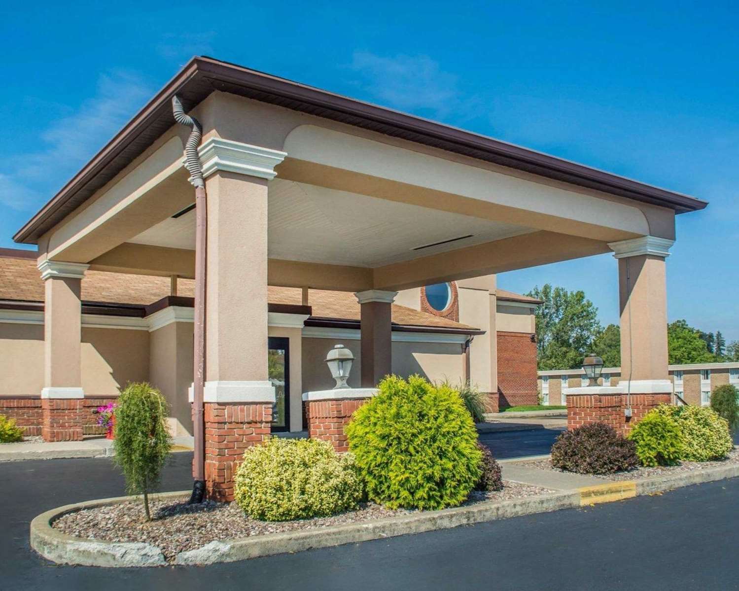 Quality Inn Lockport - Niagara Falls Area 4/36
