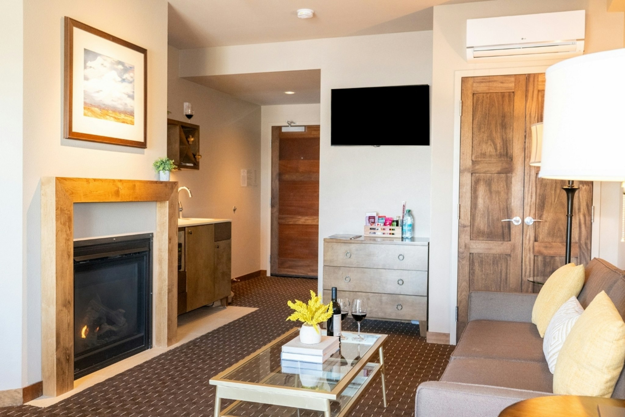 The Lodge at Columbia Point 30/48