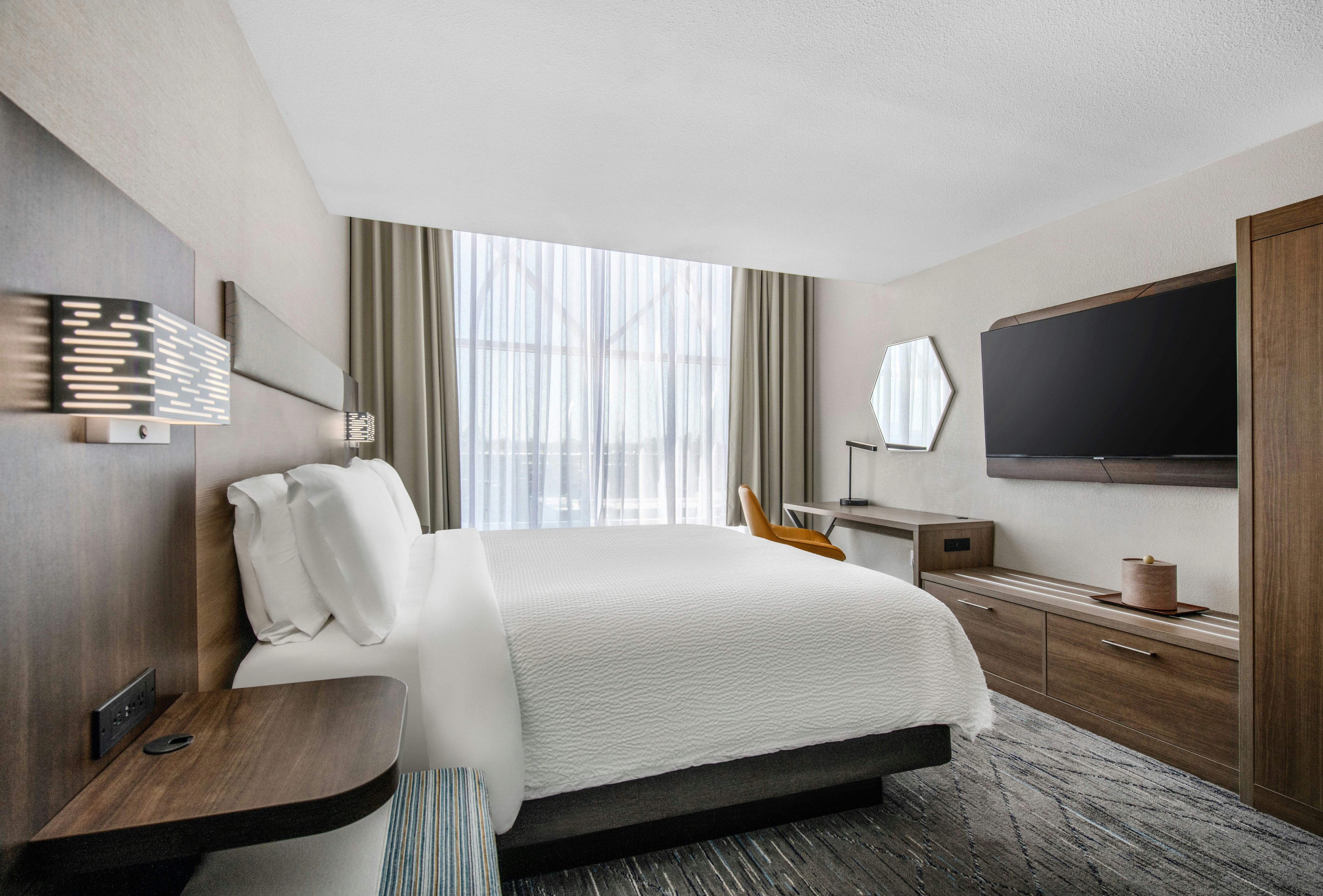 Holiday Inn Express Hotel & Suites San Diego-Sorrento Valley 25/59