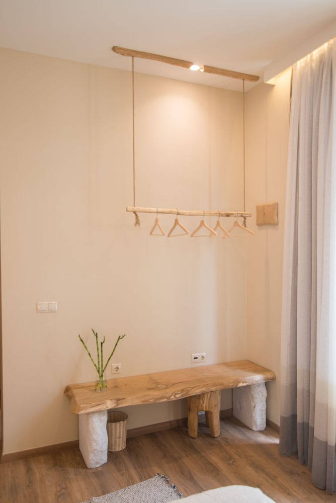 Ederlezi Boutique Hotel 59/60
