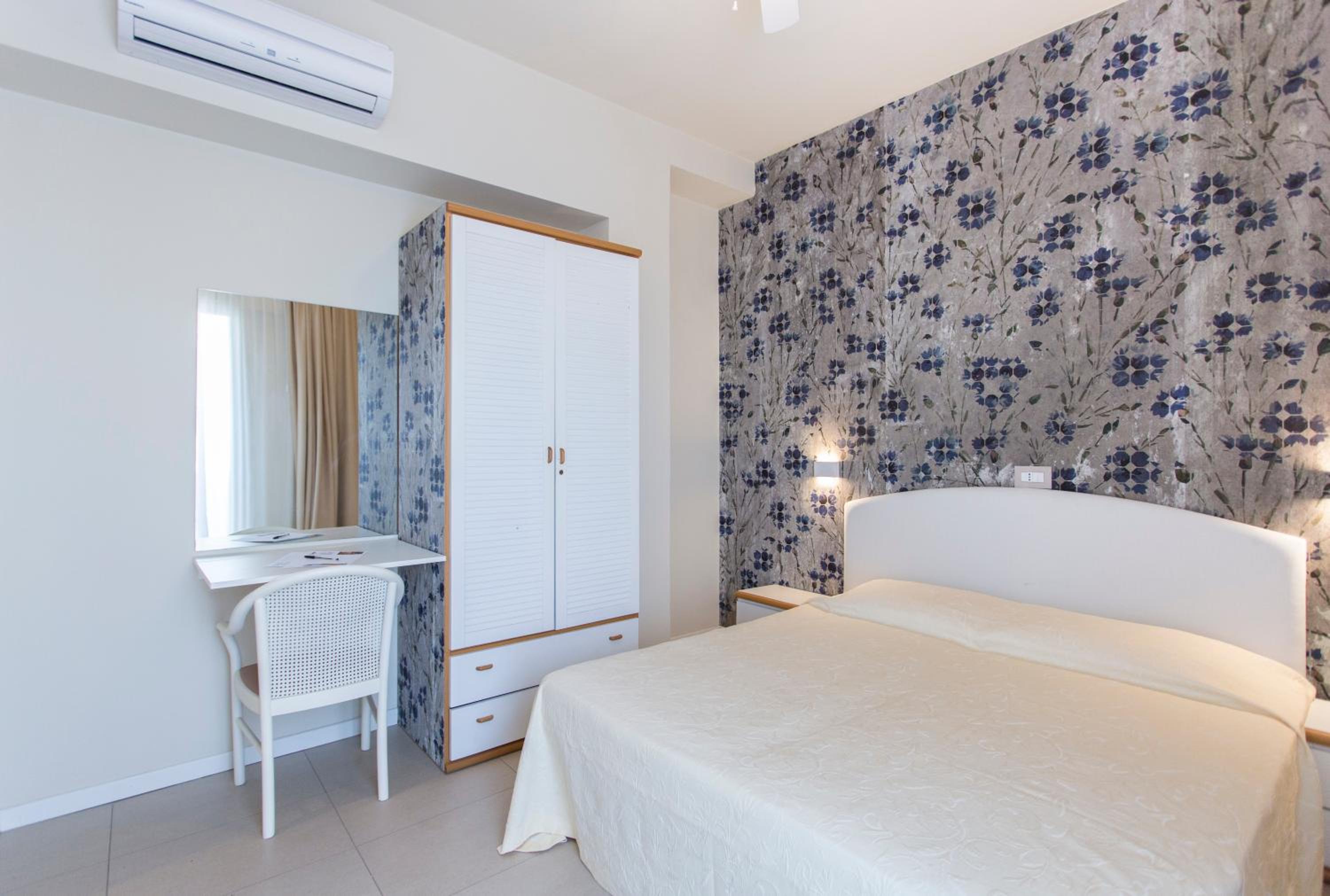 غرفة ديلوكس عائلية، Boutique & Spa Sirenahotel 2/10