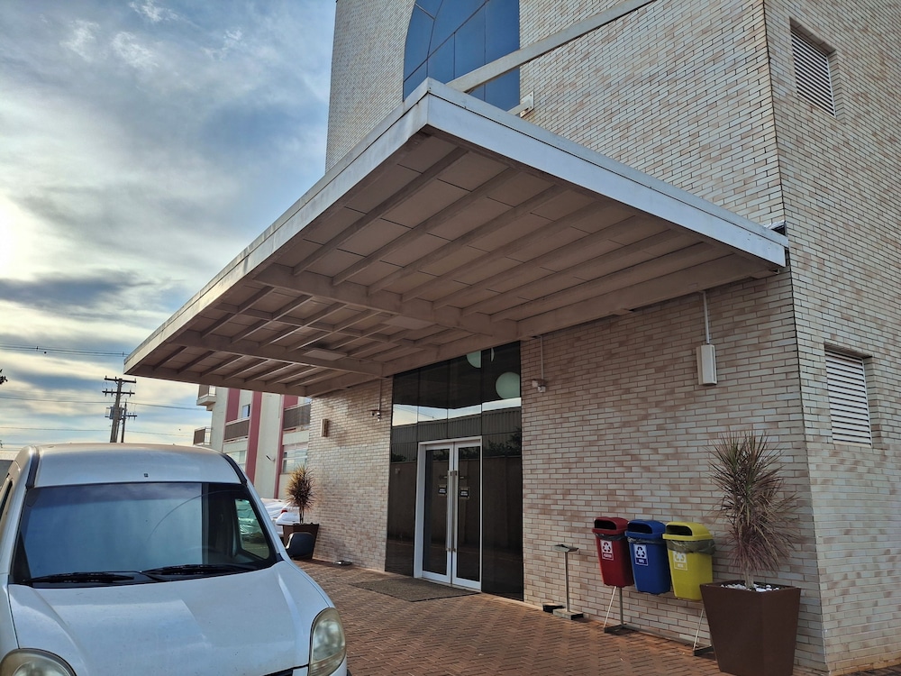 Onix Inn Hotel Cravinhos 4/50