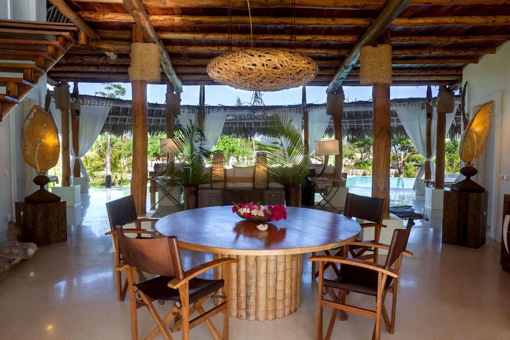 Leopard Point Luxury Beach Resort & Spa 40/52