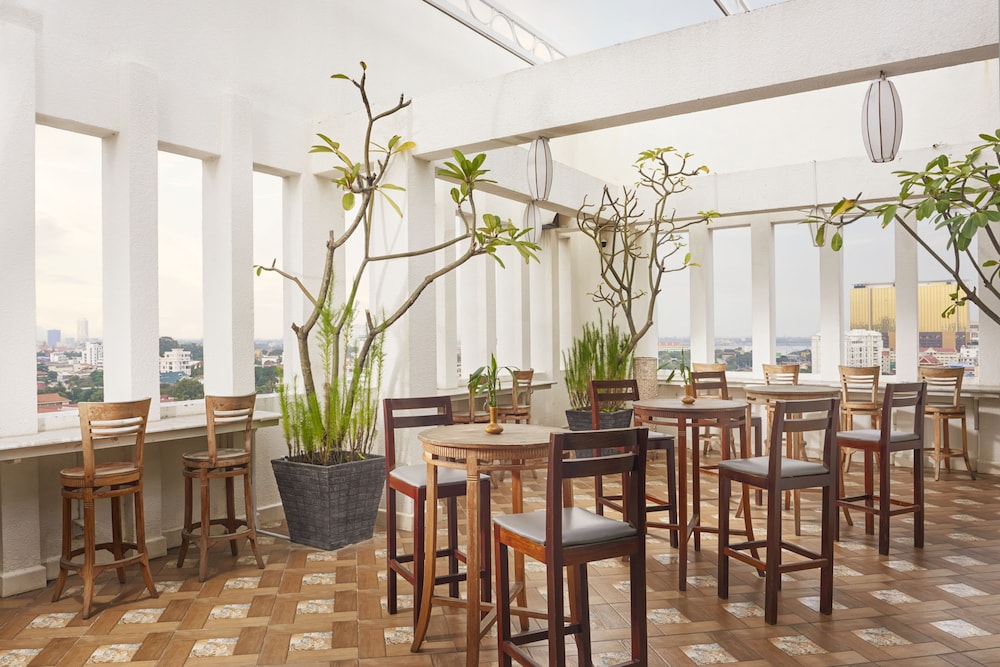 Phnom Penh Katari Hotel 57/73