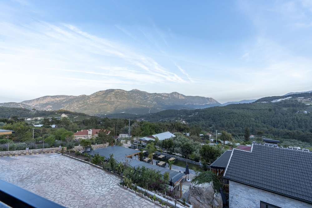 La Veranda Villas 21/25
