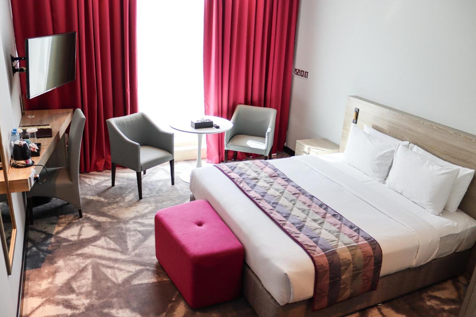 STANDARD, DOUBLE BED