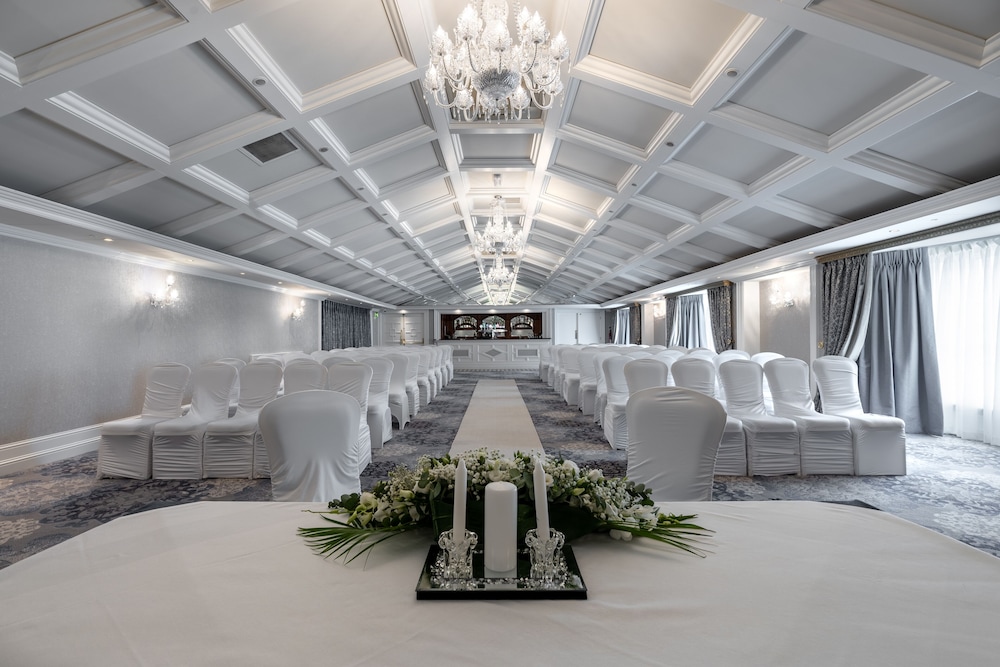 NEWGRANGE HOTEL 44/60