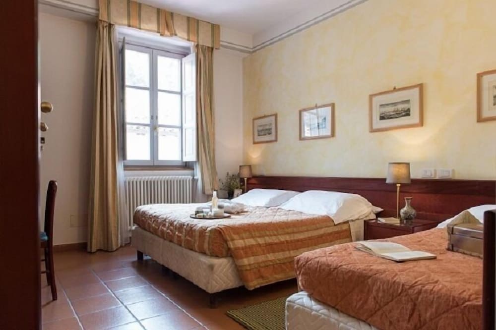 1 Bedroom, Classic, Triple, 1 Double and 1 Single Bed, Pool Access