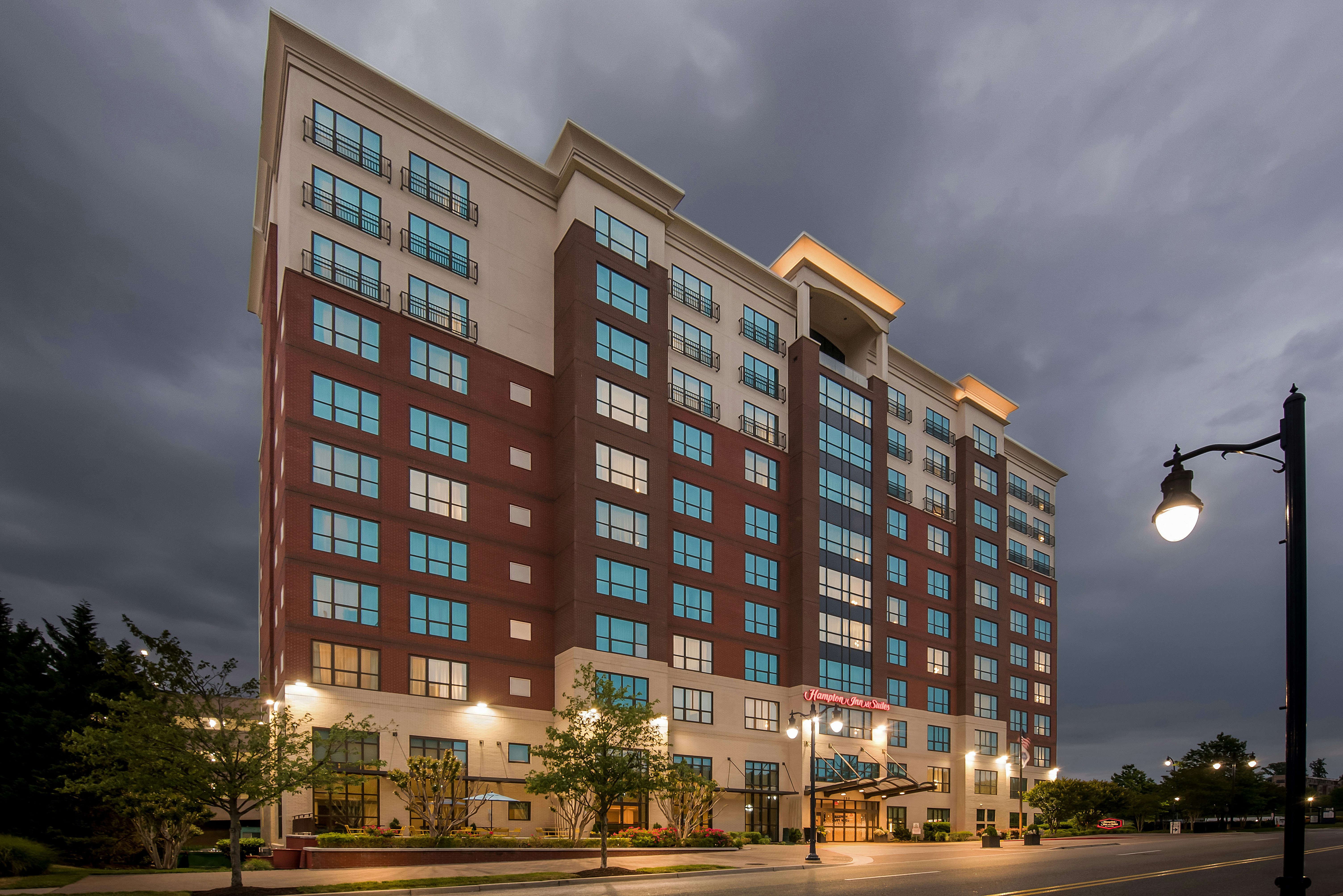 Hampton Inn & Suites National Harbor/Alexandria Area 4/43