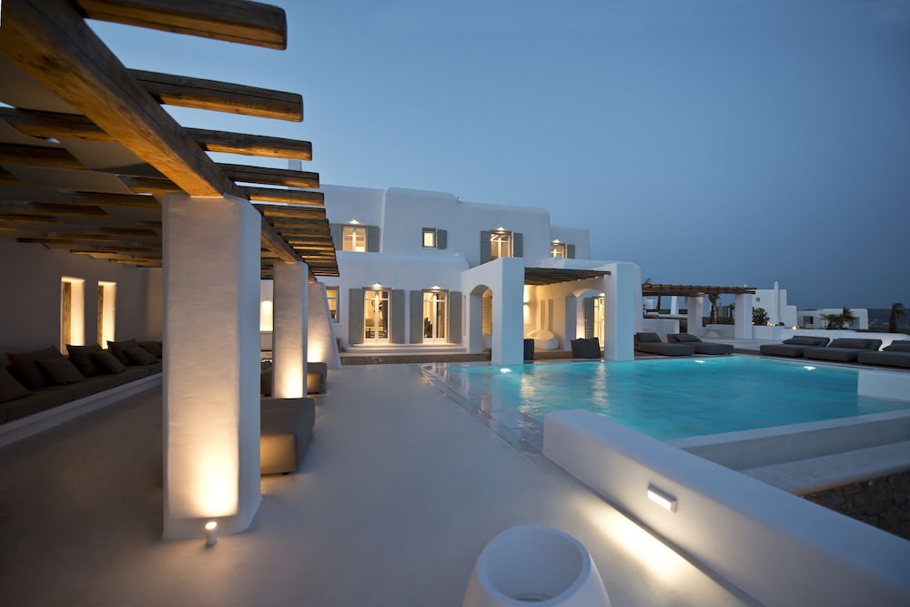 Villa Zircon 9/23