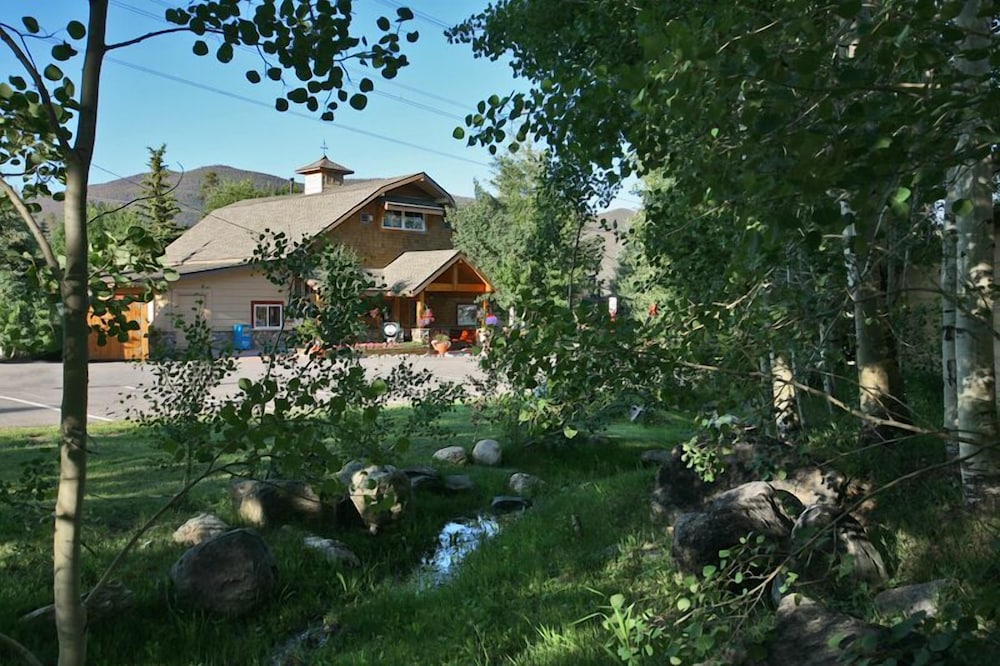 Swan Mountain Resort 50/62