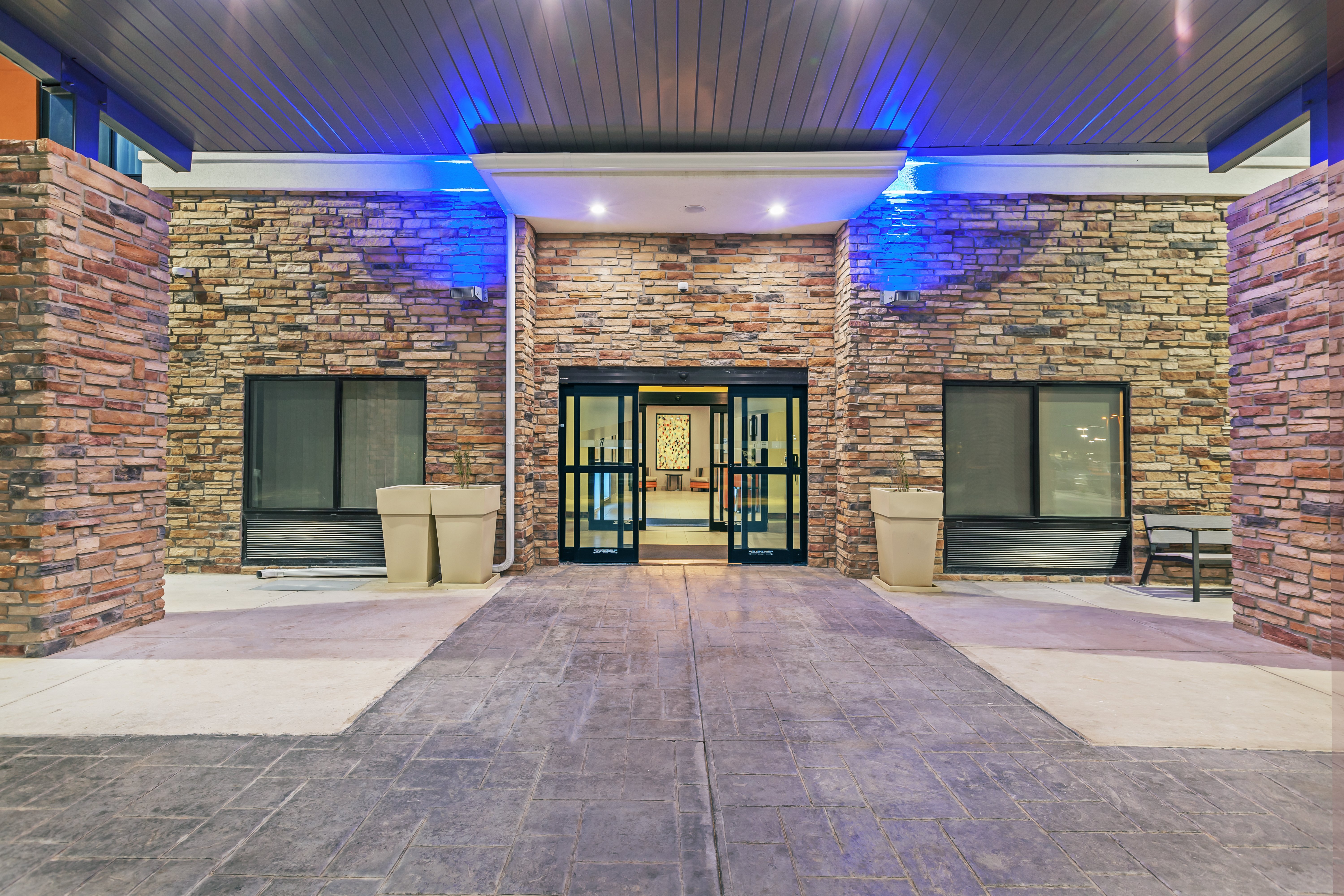 HOLIDAY INN EXPRESS & SUITES PERRYTON 48/50