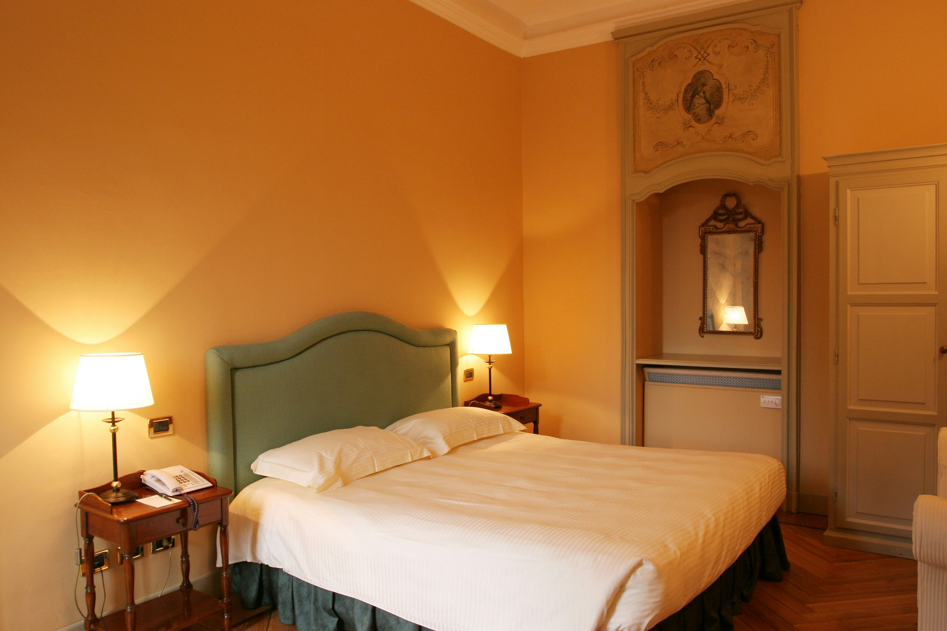 HERITAGE, SUITE, PARK VIEW