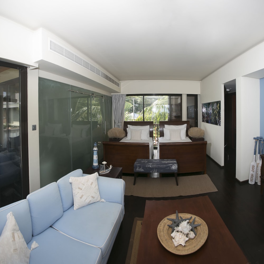 Dhevatara Beach Hotel And Spa 20/36