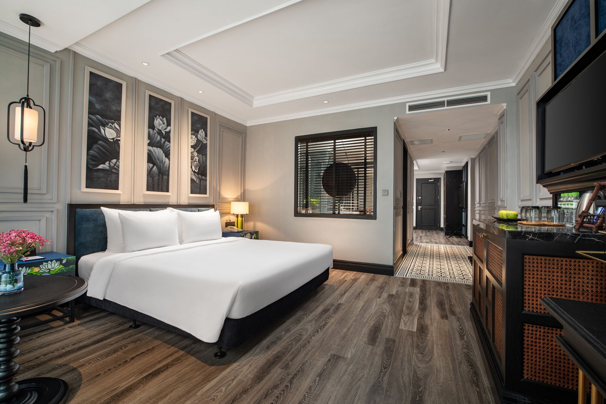 Connecting, Family, 2 King Beds, Sun Room