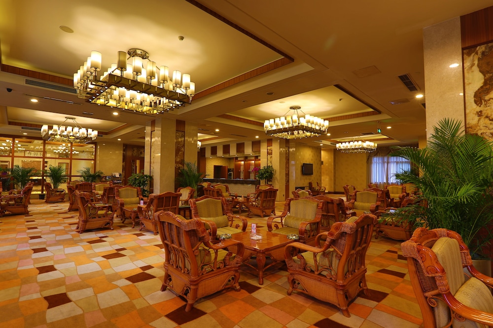Ramada by Wyndham Chengdu North 18/24