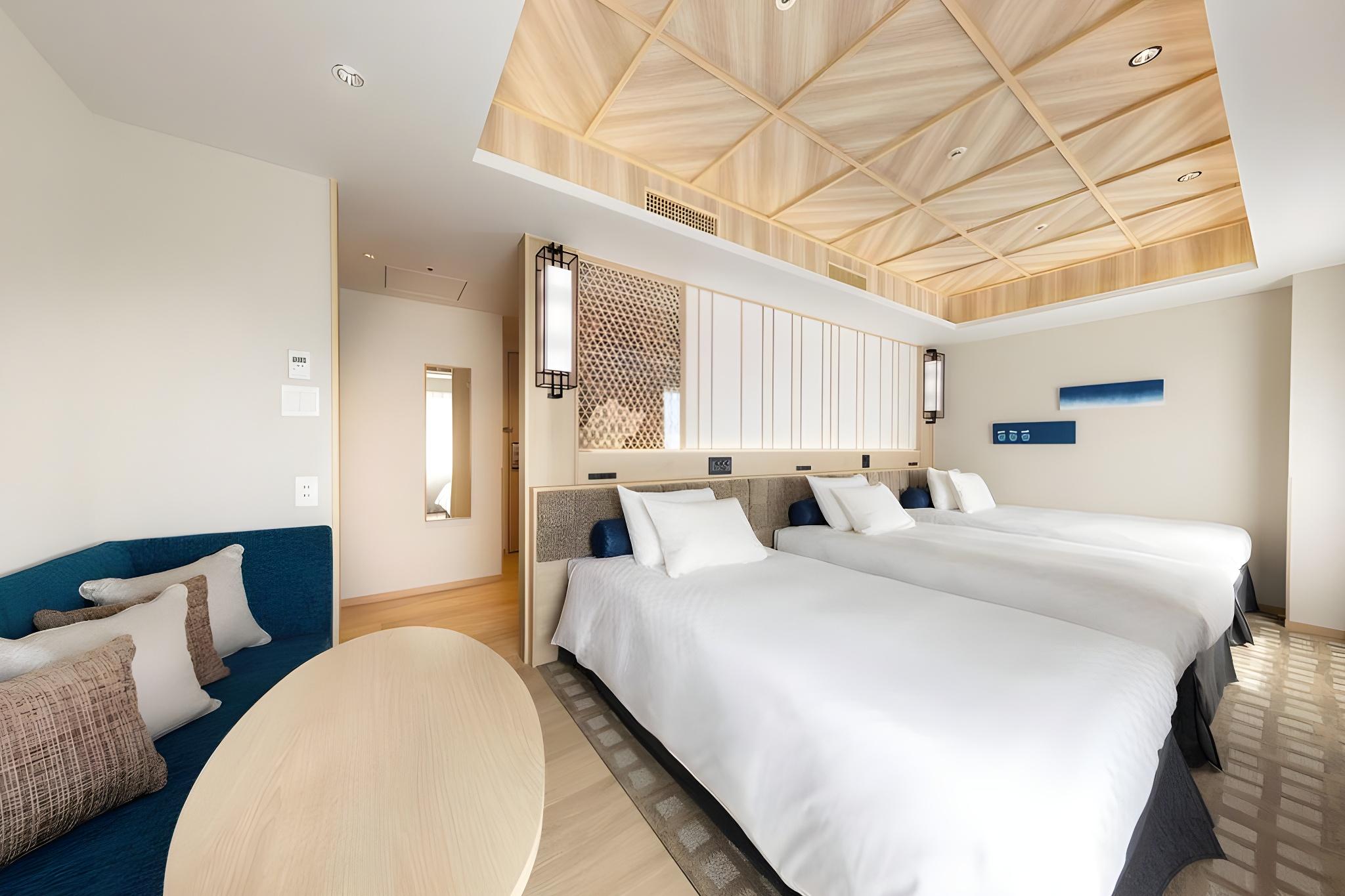 Room, Triple, 3 Beds, Central Side