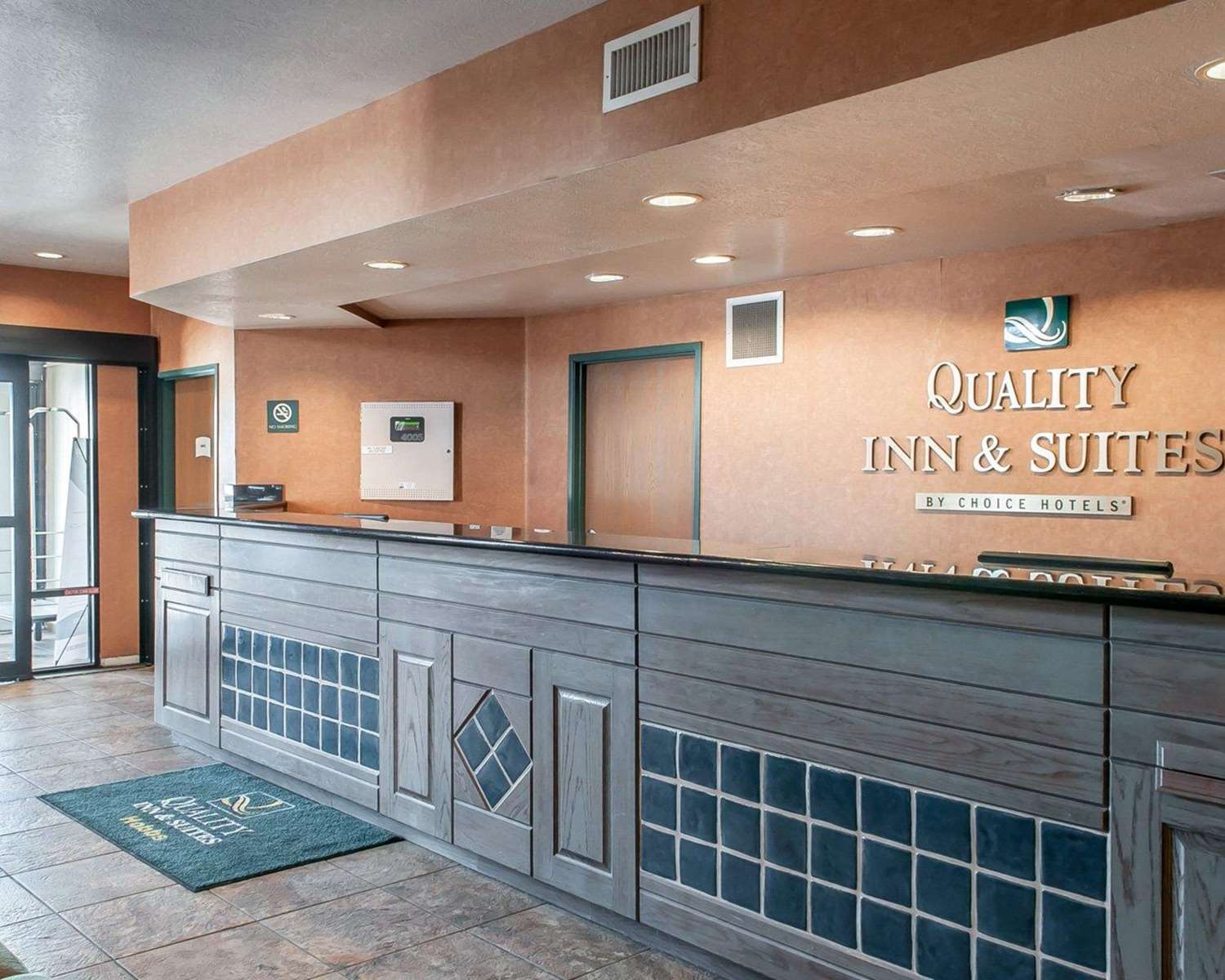 Premier Extended Stay Hobbs 12/45