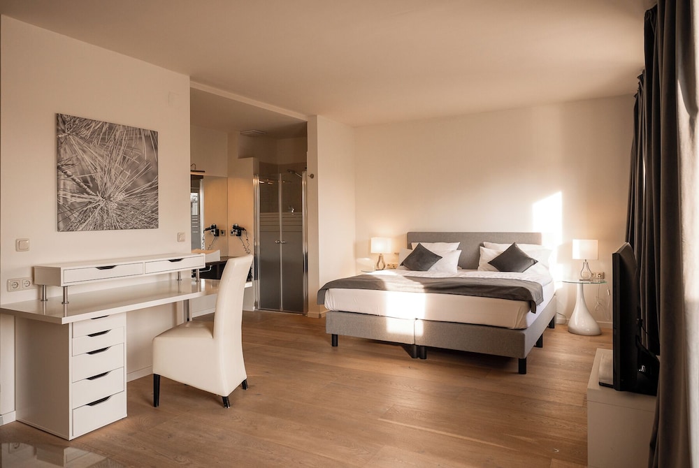 PARKHOTEL RESIDENCE 20/69