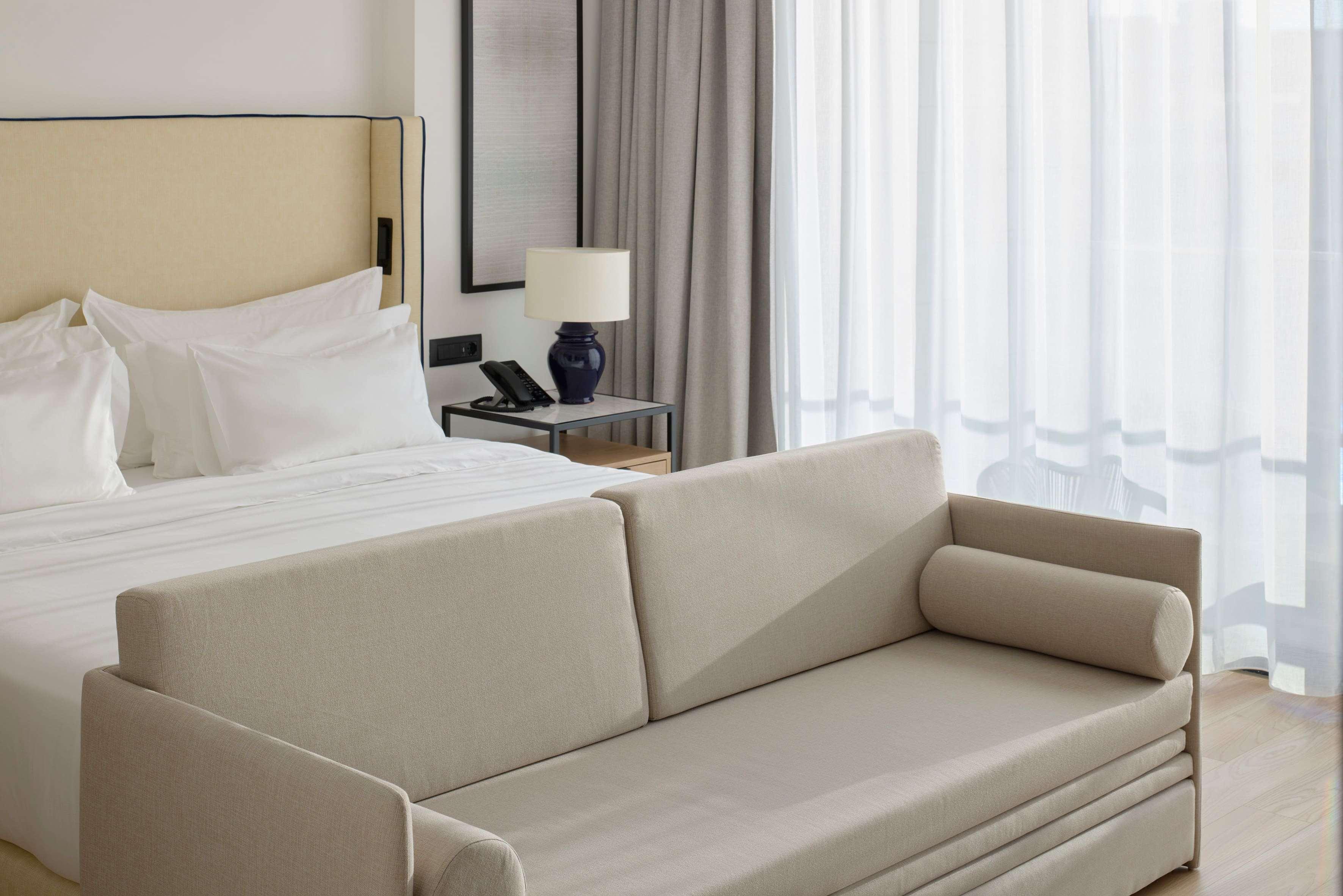 Room, Double or Twin Bed, Sea View