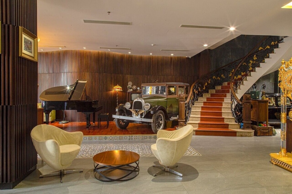 Dong Duong Hotel & Suites 9/50