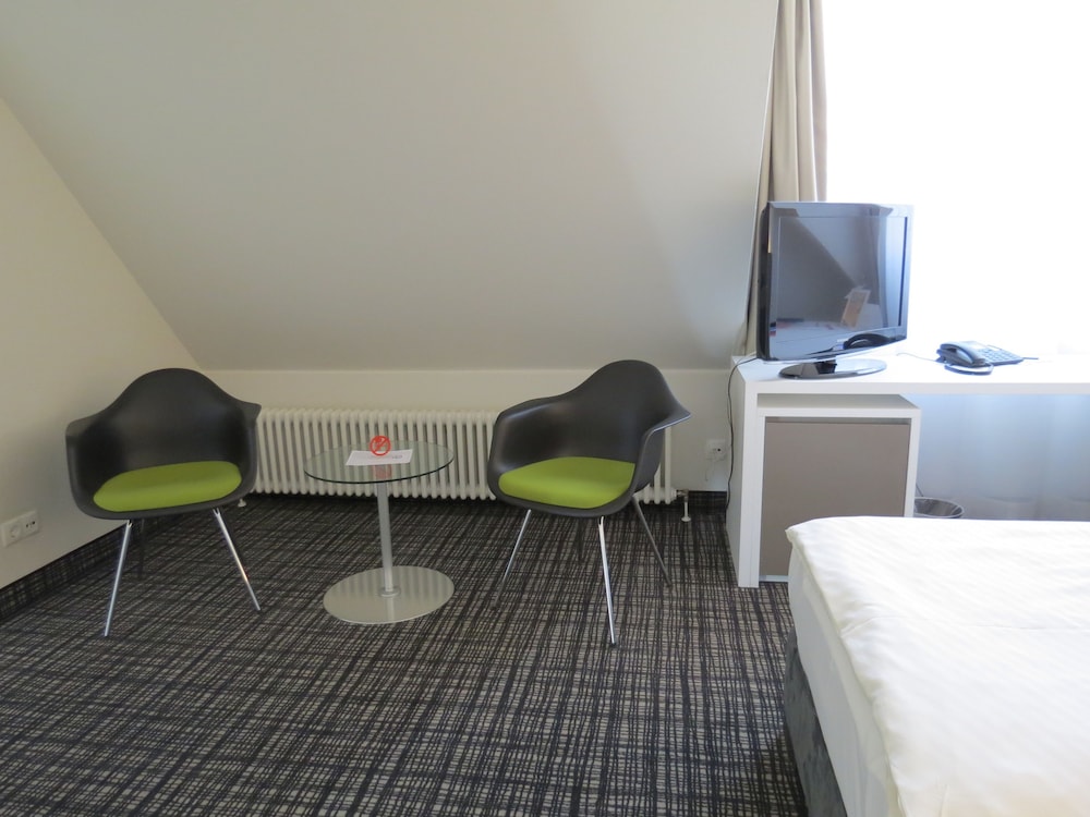 غرفة قياسية بسرير كينج، Comfor Hotel 10/10