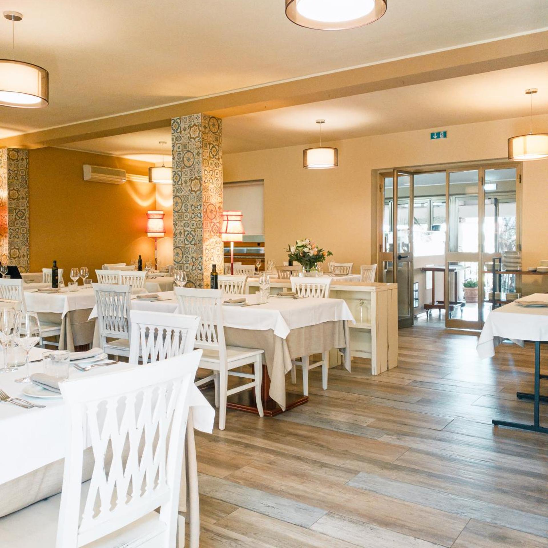 Hotel Donatella 33/50