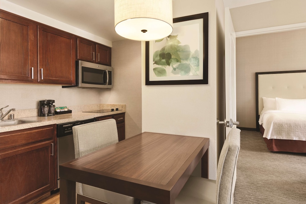 Homewood Suites by Hilton La Quinta 43/62