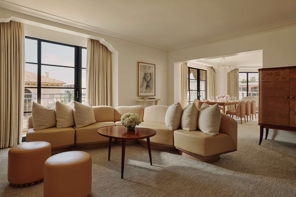 The Maybourne Beverly Hills 27/49