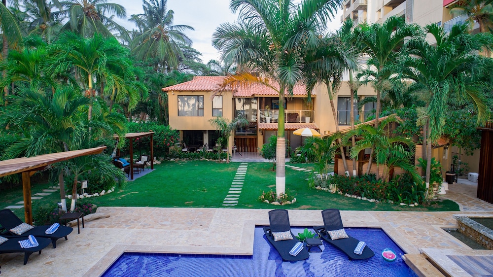 Casa Verano Beach Hotel - Adults Only 42/50